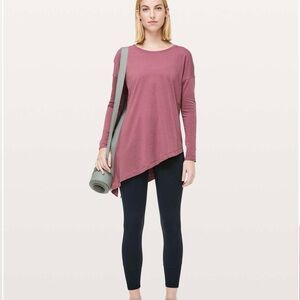 Lululemon To The Point Long Sleeve
Misty Merlot Pink Large